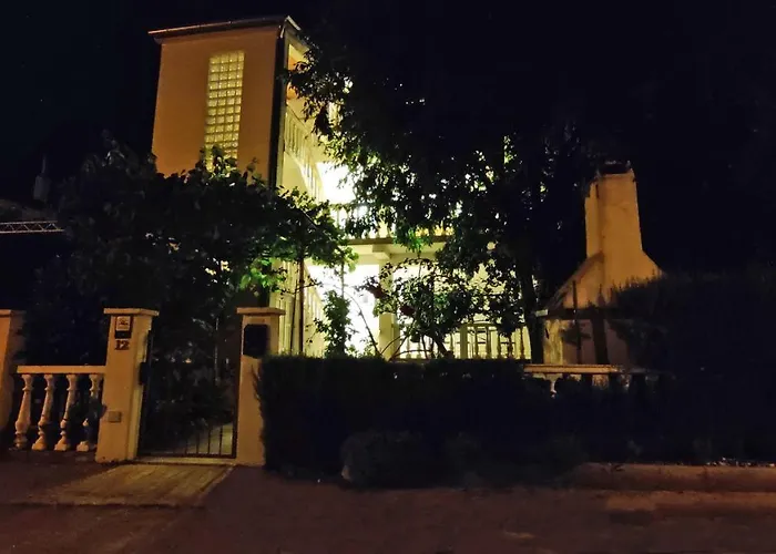 Amigo Apartment